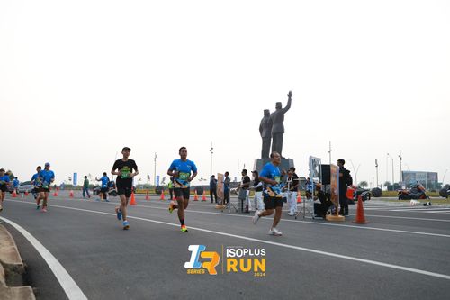 Race photo from ISOPlus Run 2024 Jakarta