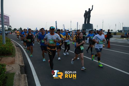 Race photo from ISOPlus Run 2024 Jakarta