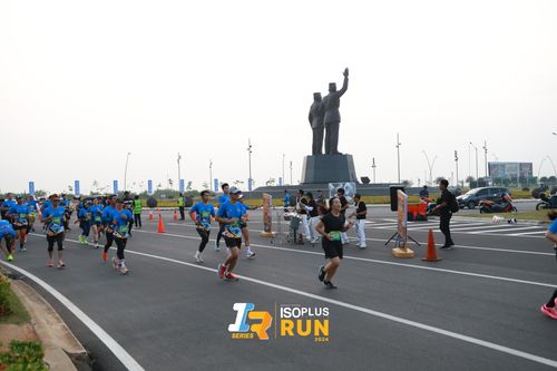 Race photo from ISOPlus Run 2024 Jakarta