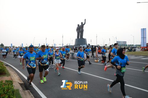 Race photo from ISOPlus Run 2024 Jakarta