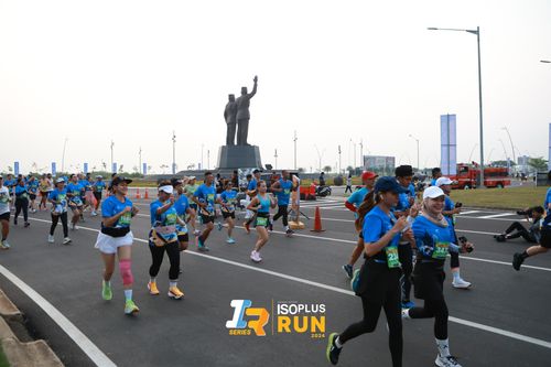 Race photo from ISOPlus Run 2024 Jakarta