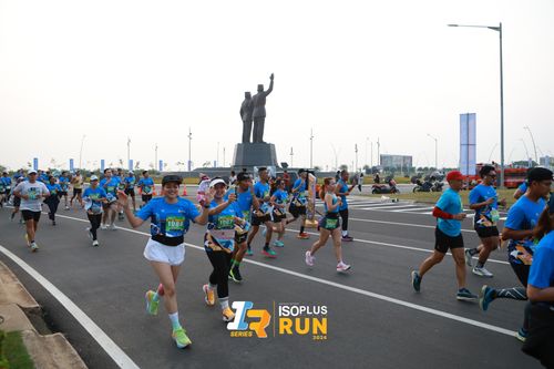 Race photo from ISOPlus Run 2024 Jakarta