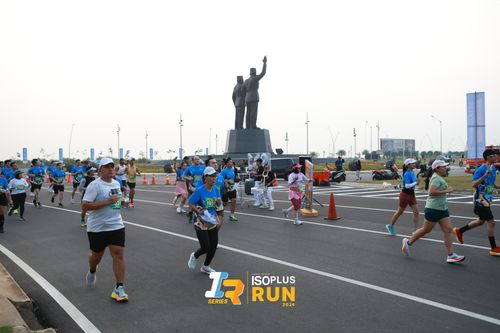 Race photo from ISOPlus Run 2024 Jakarta
