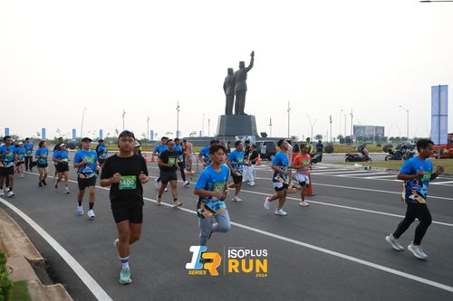 Race photo from ISOPlus Run 2024 Jakarta