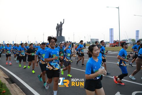 Race photo from ISOPlus Run 2024 Jakarta