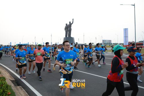 Race photo from ISOPlus Run 2024 Jakarta
