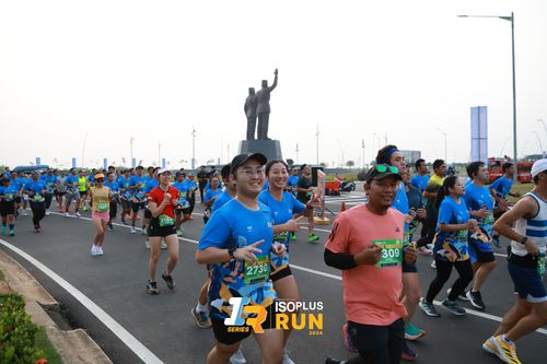 Race photo from ISOPlus Run 2024 Jakarta