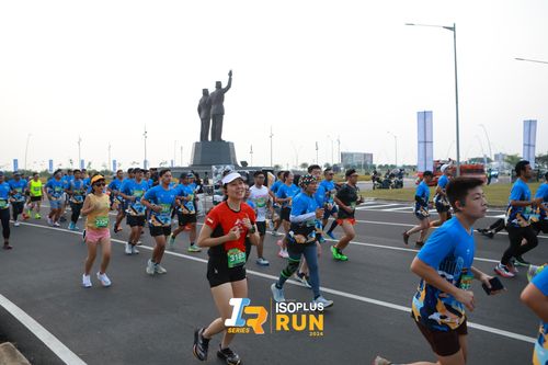 Race photo from ISOPlus Run 2024 Jakarta