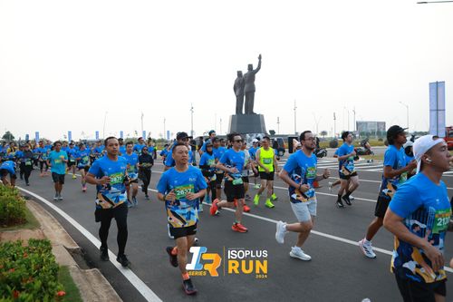 Race photo from ISOPlus Run 2024 Jakarta