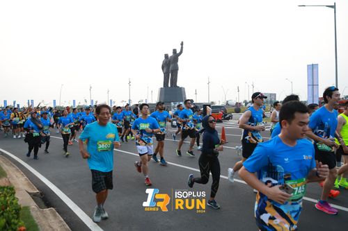 Race photo from ISOPlus Run 2024 Jakarta
