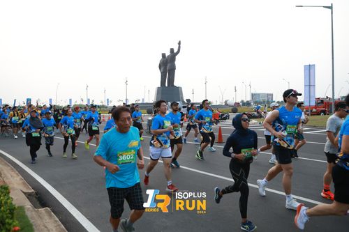 Race photo from ISOPlus Run 2024 Jakarta