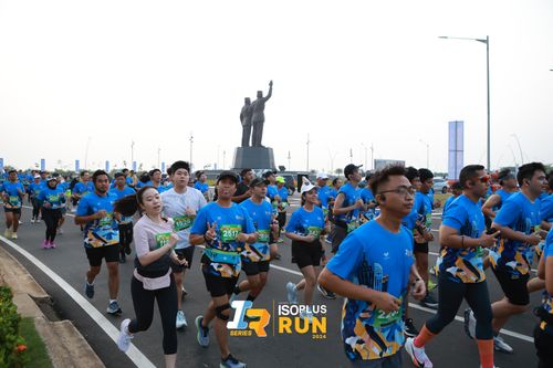 Race photo from ISOPlus Run 2024 Jakarta
