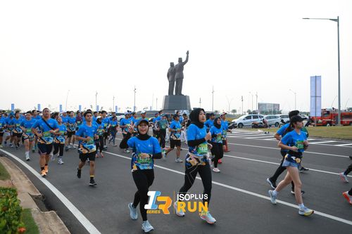 Race photo from ISOPlus Run 2024 Jakarta