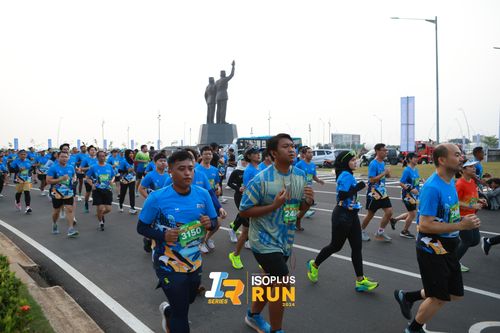 Race photo from ISOPlus Run 2024 Jakarta
