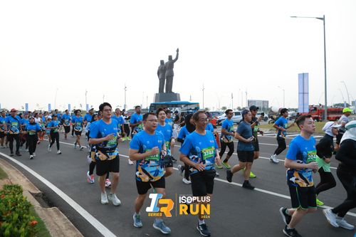Race photo from ISOPlus Run 2024 Jakarta