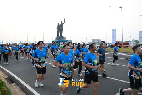 Race photo from ISOPlus Run 2024 Jakarta