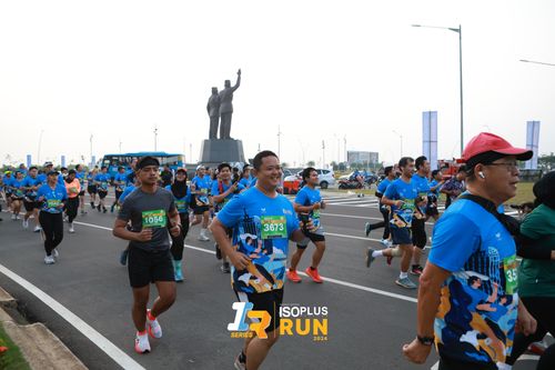 Race photo from ISOPlus Run 2024 Jakarta