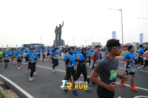 Race photo from ISOPlus Run 2024 Jakarta