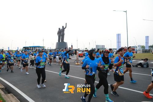 Race photo from ISOPlus Run 2024 Jakarta