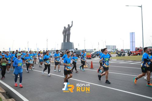 Race photo from ISOPlus Run 2024 Jakarta