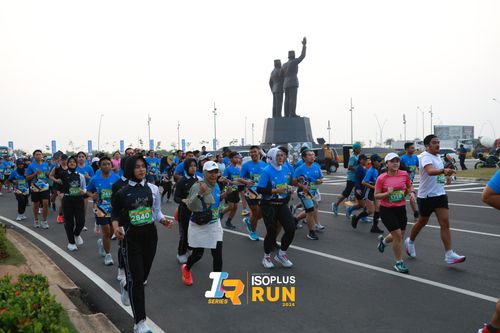 Race photo from ISOPlus Run 2024 Jakarta