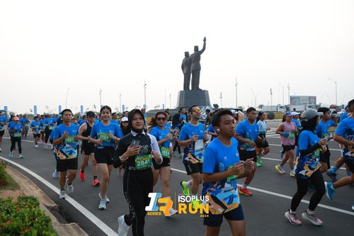 Race photo from ISOPlus Run 2024 Jakarta