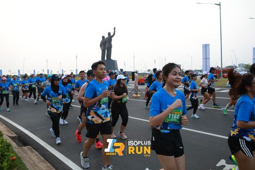 Race photo from ISOPlus Run 2024 Jakarta