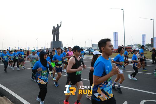 Race photo from ISOPlus Run 2024 Jakarta