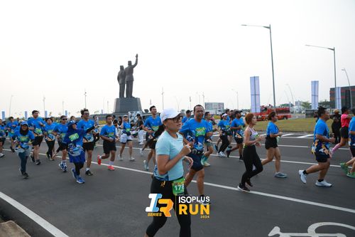 Race photo from ISOPlus Run 2024 Jakarta
