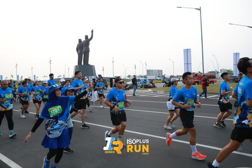 Race photo from ISOPlus Run 2024 Jakarta