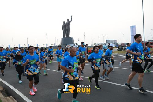 Race photo from ISOPlus Run 2024 Jakarta