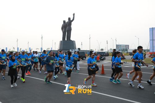 Race photo from ISOPlus Run 2024 Jakarta