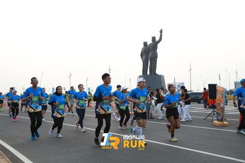 Race photo from ISOPlus Run 2024 Jakarta