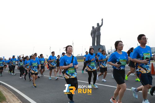 Race photo from ISOPlus Run 2024 Jakarta