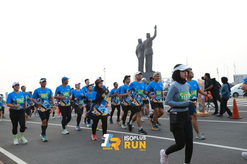 Race photo from ISOPlus Run 2024 Jakarta