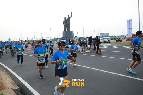 Race photo from ISOPlus Run 2024 Jakarta