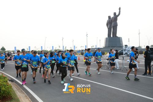 Race photo from ISOPlus Run 2024 Jakarta