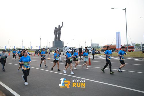 Race photo from ISOPlus Run 2024 Jakarta