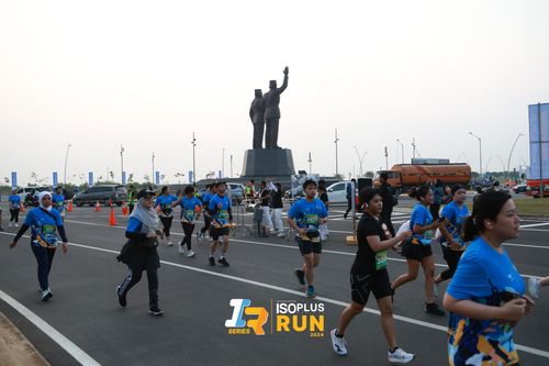 Race photo from ISOPlus Run 2024 Jakarta