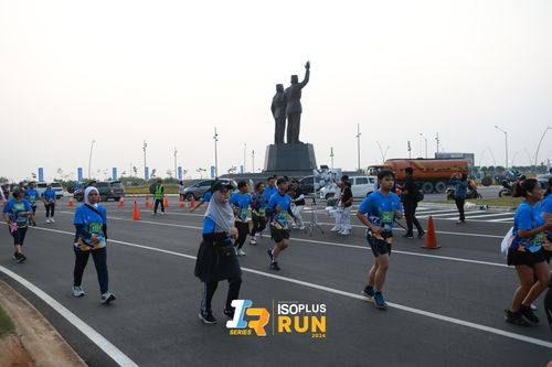 Race photo from ISOPlus Run 2024 Jakarta