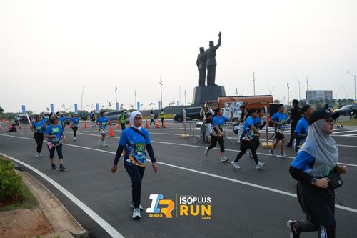 Race photo from ISOPlus Run 2024 Jakarta