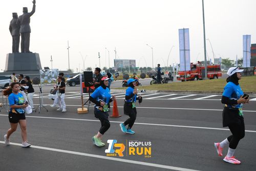 Race photo from ISOPlus Run 2024 Jakarta