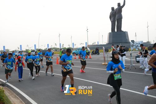 Race photo from ISOPlus Run 2024 Jakarta