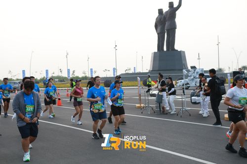Race photo from ISOPlus Run 2024 Jakarta
