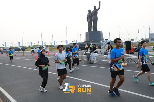 Race photo from ISOPlus Run 2024 Jakarta