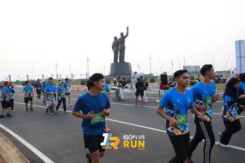 Race photo from ISOPlus Run 2024 Jakarta