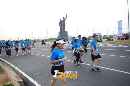 Race photo from ISOPlus Run 2024 Jakarta
