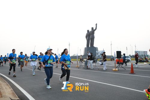 Race photo from ISOPlus Run 2024 Jakarta