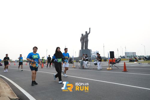 Race photo from ISOPlus Run 2024 Jakarta