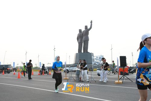 Race photo from ISOPlus Run 2024 Jakarta